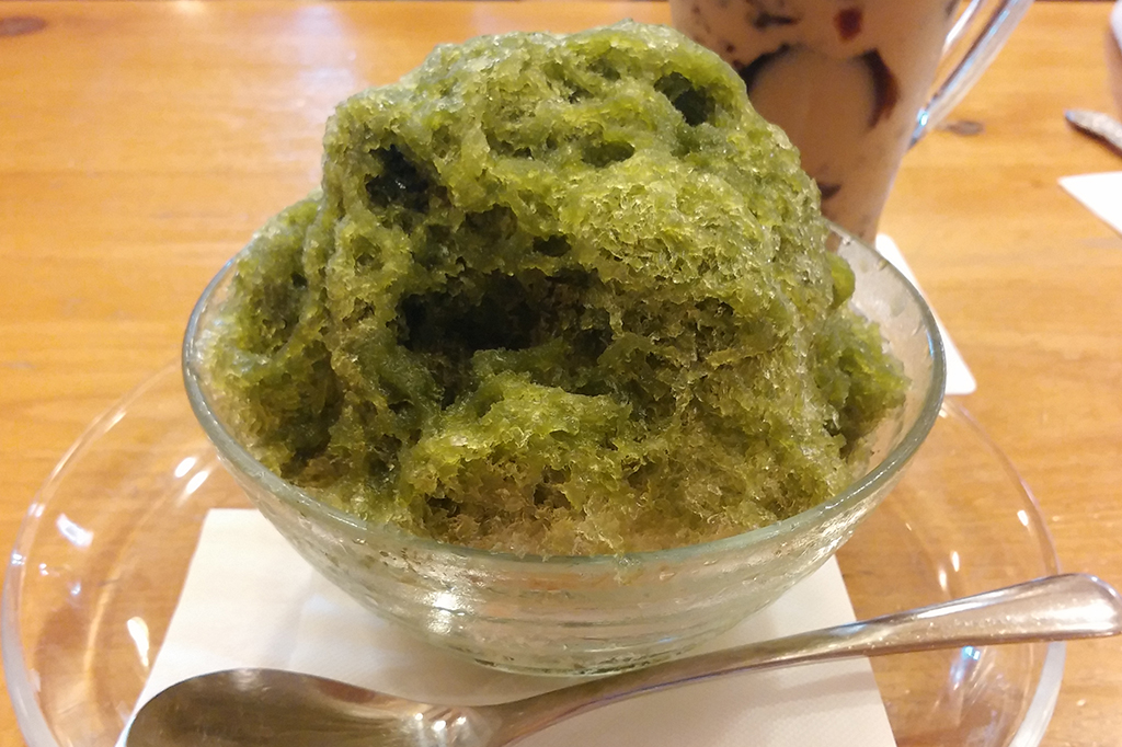 Enjoy Matcha Flavor by Powdered Tea